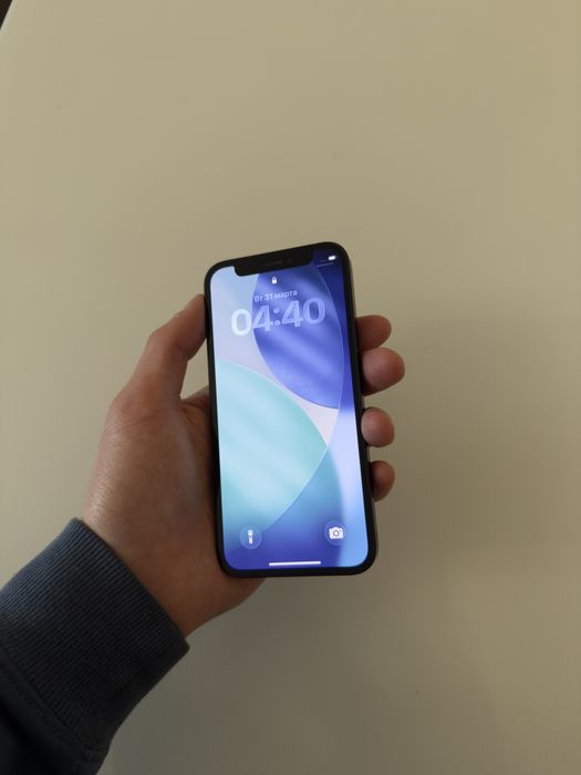 продаю Айфон 12 мини