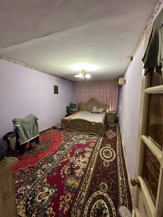 4xonalik 1qavatda rusalka atrofida sotiladi 
Rusalka 4 xonali 1 qavat