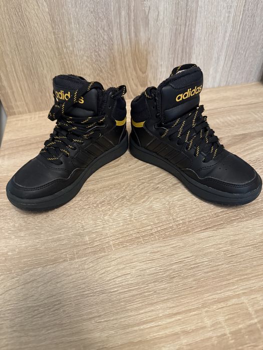 Adidasi pentru copii