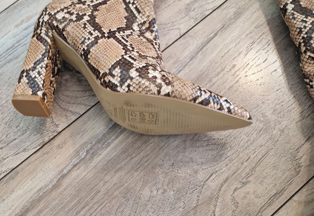 Дамски ботуши, тип чизми, 37 номер