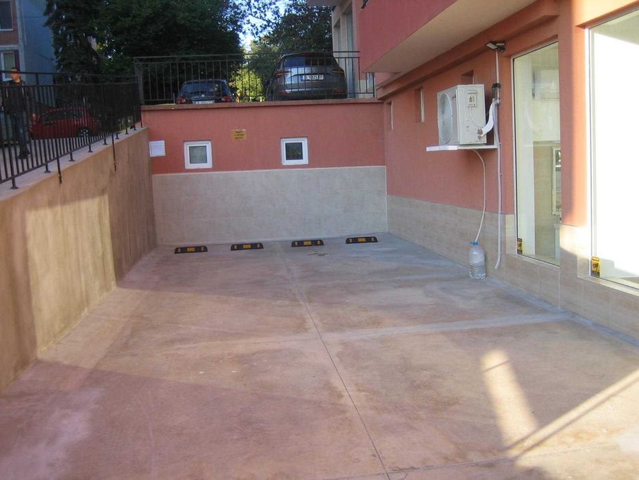 Дава се под наем Гараж / Паркомясто в Варна, Владислав Варненчик - 80 кв.м за 255 € - Снимка #3