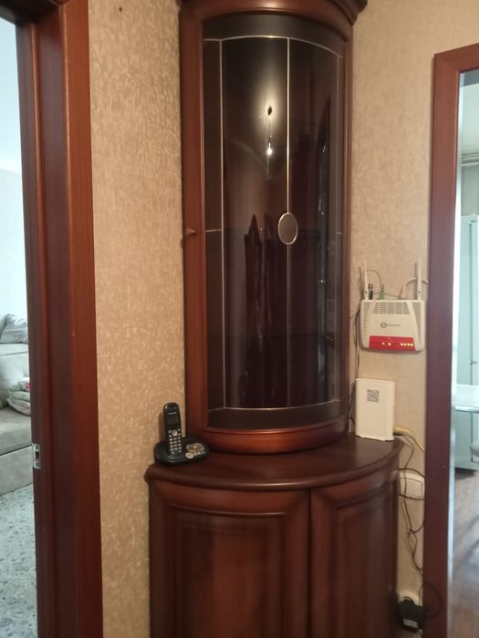 Шкаф  угловой пристенный