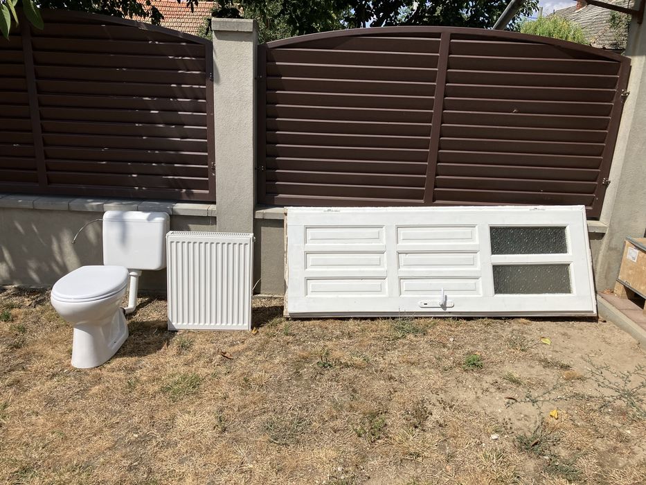 Vand mobilier baie