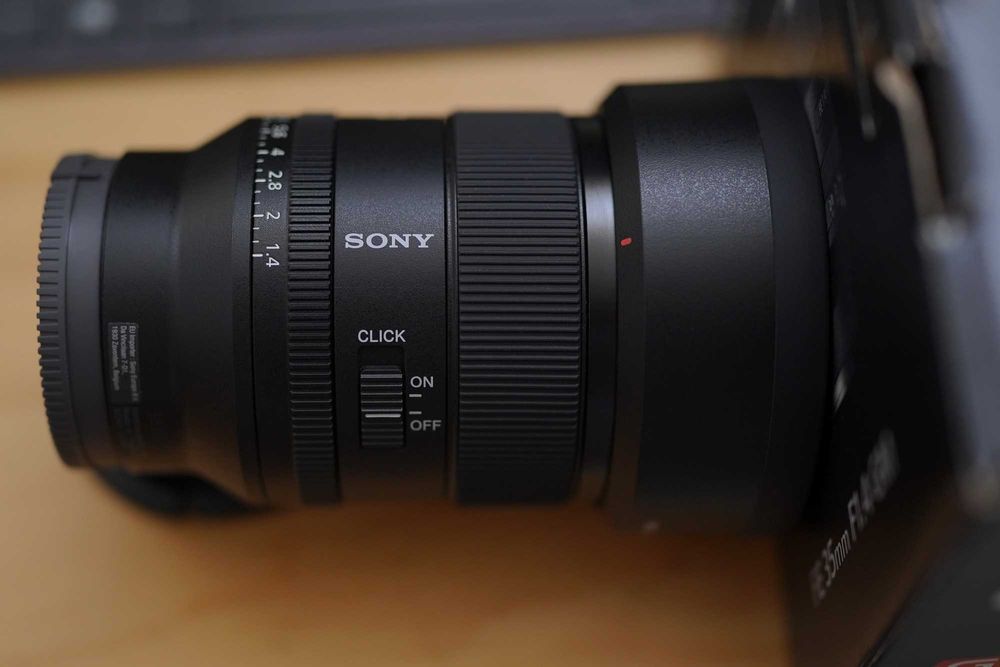 Obiectiv. Sony si Mamiya