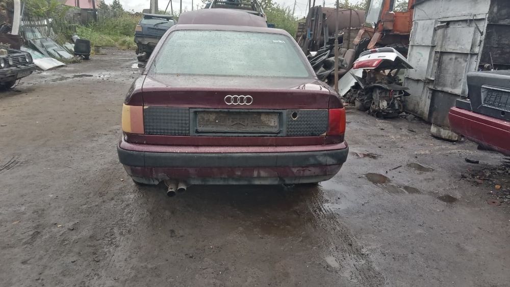 Продам ауди С 4 в полный разбор
