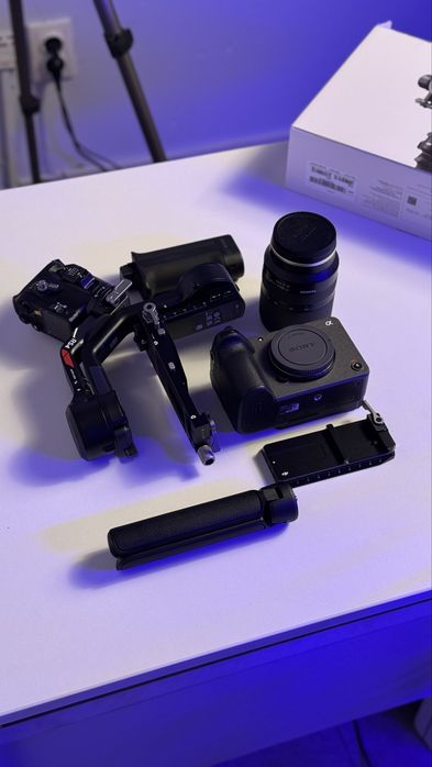 Продается sony FX30 обьектив 16мм 1.4 + стаб ронин 4