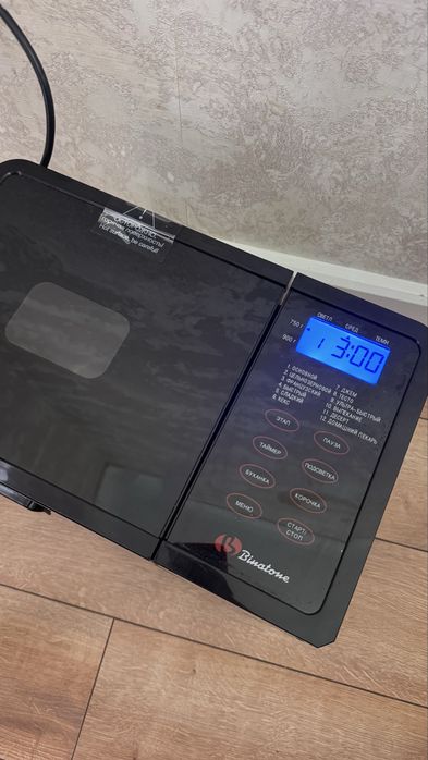 Продаётся Хлебопечка почти новая