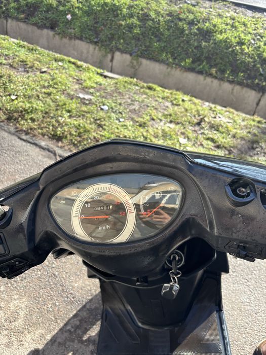 Продам м8,на полном ходу