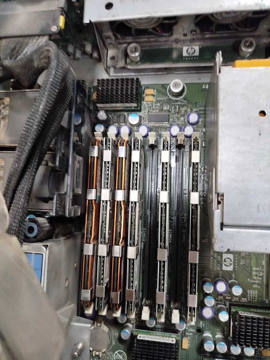 Продам Сервер HP ProLiant DL380 Generation 5