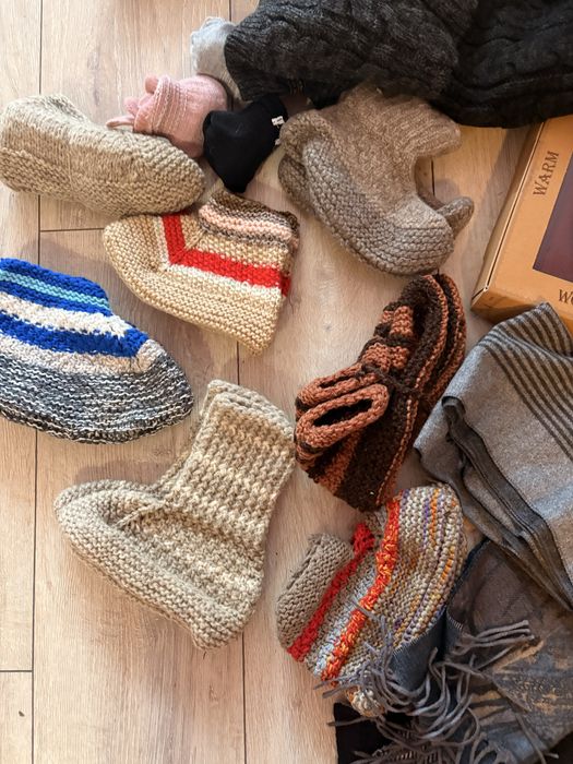 Подарявам плетени аксесоари - шакове, терлици