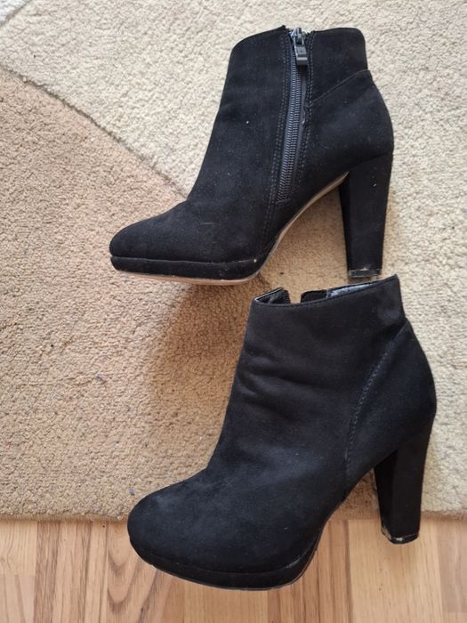 Vând botine elegante femei mărimea 37