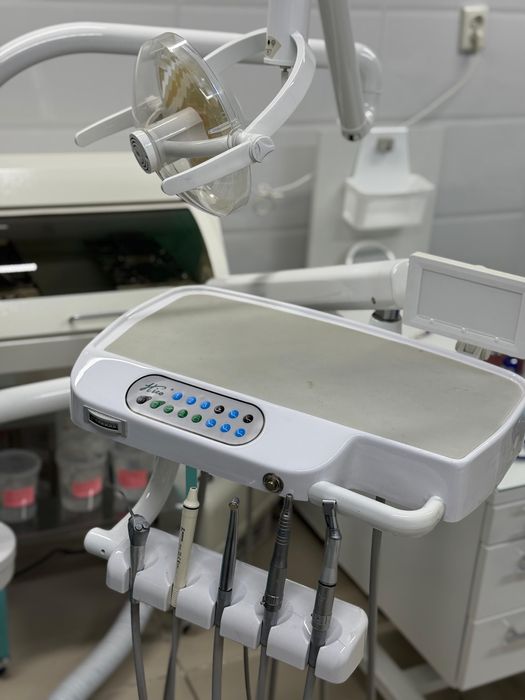 Продается стоматологические оборудование