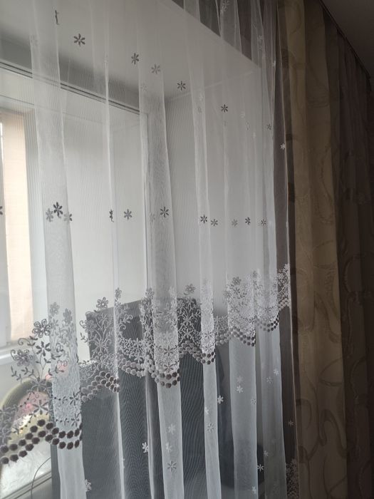 Срочно! Красивый тюль 4м × 2.5м