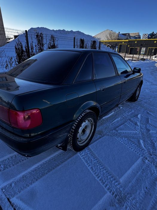 Продам Audi 80 B4 2.0