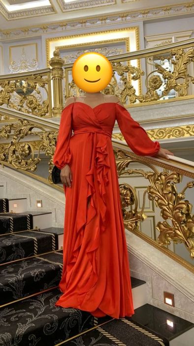 Платье вечернее шикарное