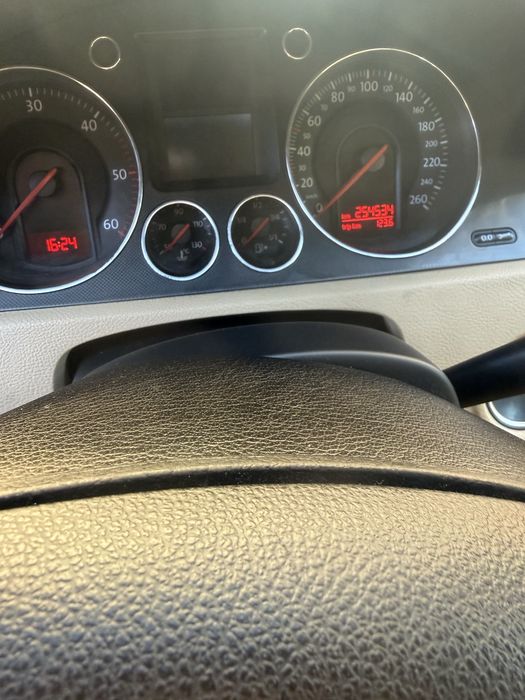 Passat 1:9Tdi 2005 -2600€