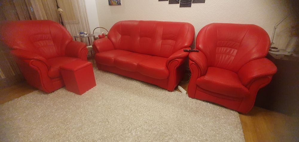 Set canapea si fotolii din piele