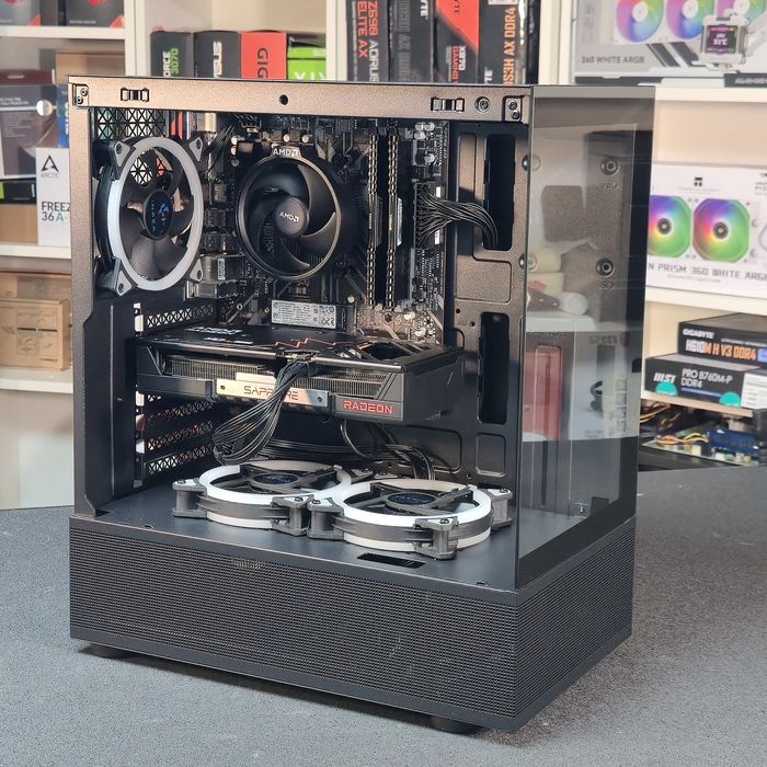 PC  Ryzen 5  RX9060XT SSD Nvme 16 GB ddr4
XT 8GB - 512GB NVMe