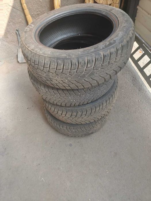 продам зимние шины 215=55=17 б.у