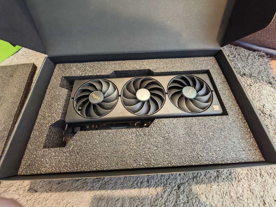 Видео Карта ASUS ProArt GeForce RTX 4060 Ti OC 16GB GDDR6