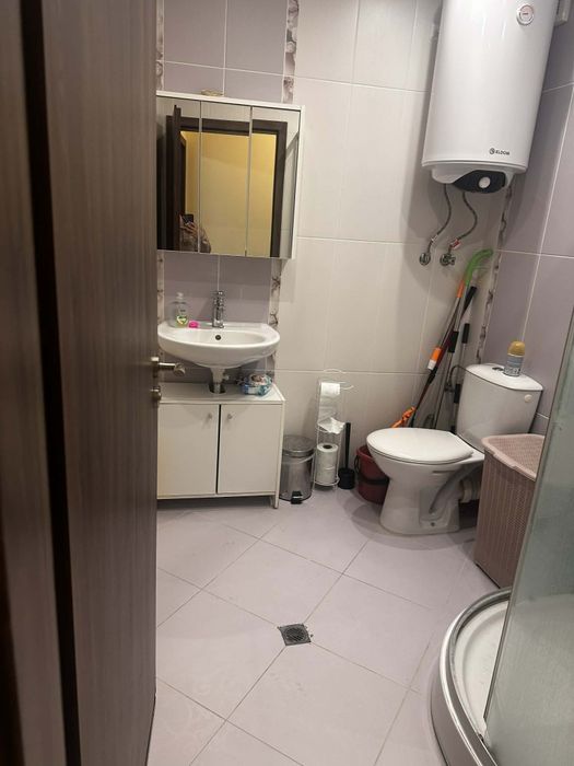 Дава се под наем Двустаен апартамент в Варна, Възраждане 2 - 50 кв.м за 458.49 € - Снимка #3