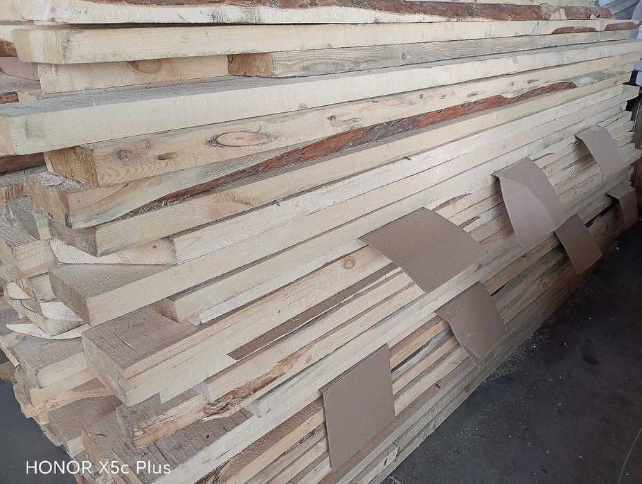 Доска обрезная, пиломатериал.