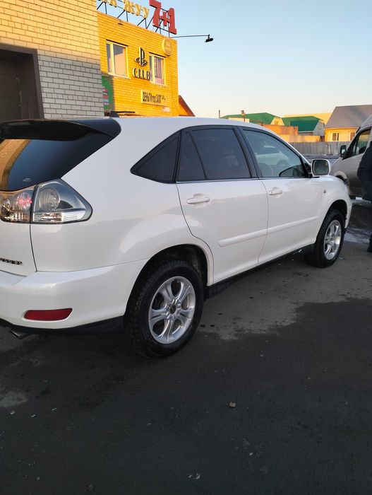 Продам Toyota Harrier
