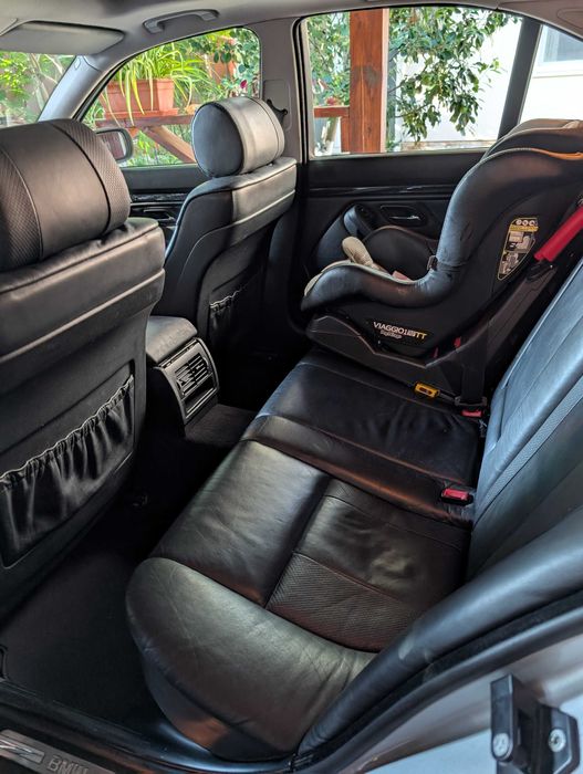 BMW 520i (170CP) steptronic (E39 facelift - motor M54B22)