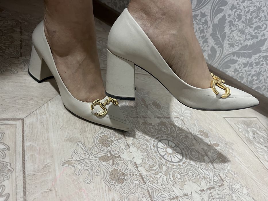 Почти новые, кожанные