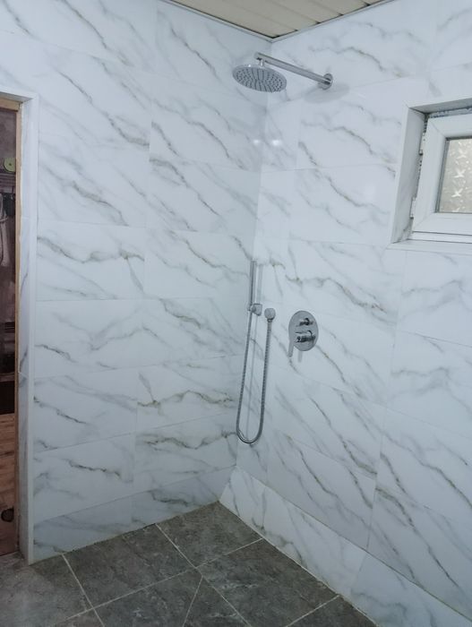 Баня семейная 1500 тг за час