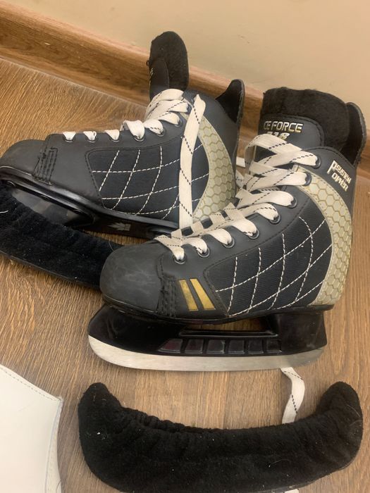 Детские коньки 33 размер