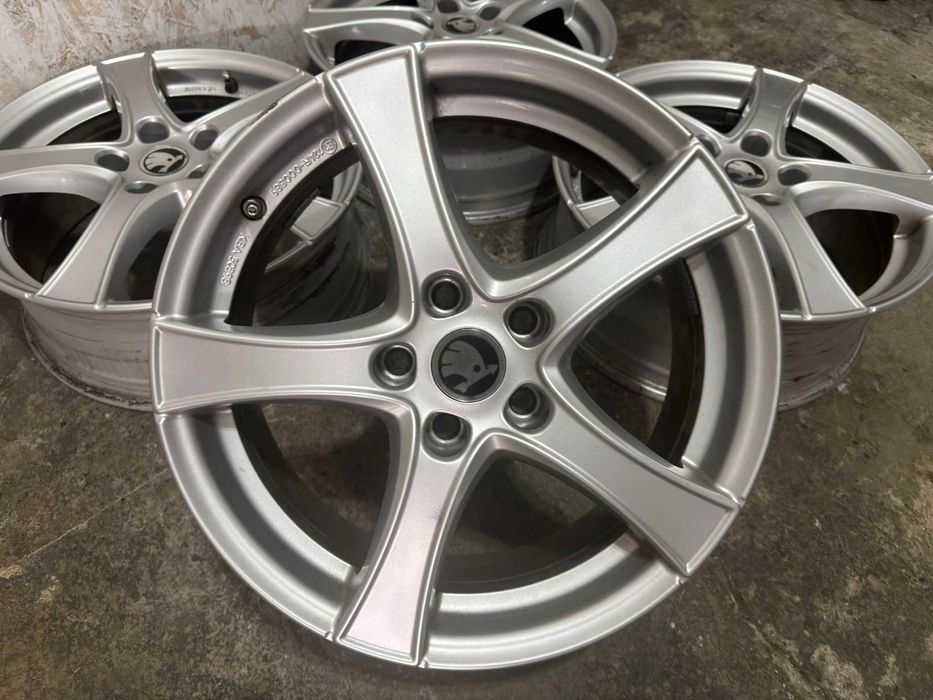 Jante Skoda 17 5x112 ET41 Octavia Superb Golf Passat