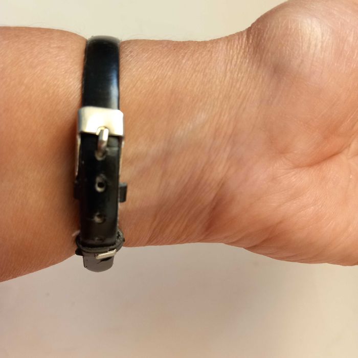 Дамски гривни цирконий