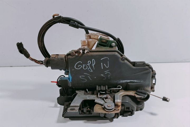 Broasca Usa  Y3B4839015M Volkswagen VW Golf a 4-a generatie