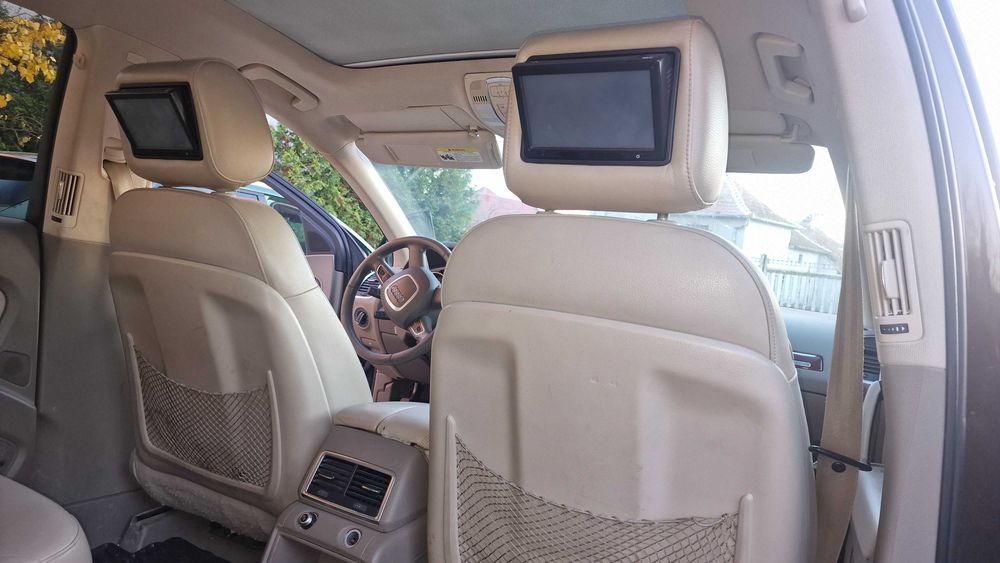 Vand Audi Q7  ,motor 3000mc 7 locuri,Tip tronic model 4L stil American