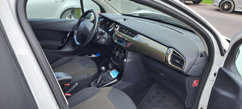 Vand Citroen C3 2012 avariat