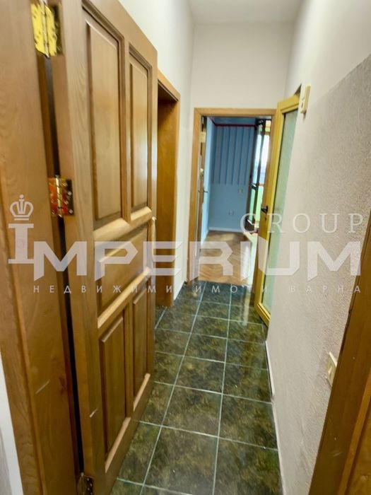 Дава се под наем Тристаен апартамент в Варна, Център - 110 кв.м за 750 € - Снимка #9
