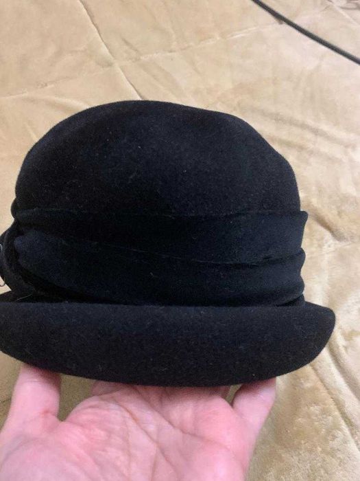 Palarie de fetru neagra