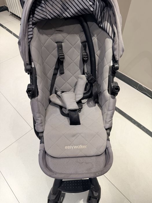 Продам коляску Easywalker