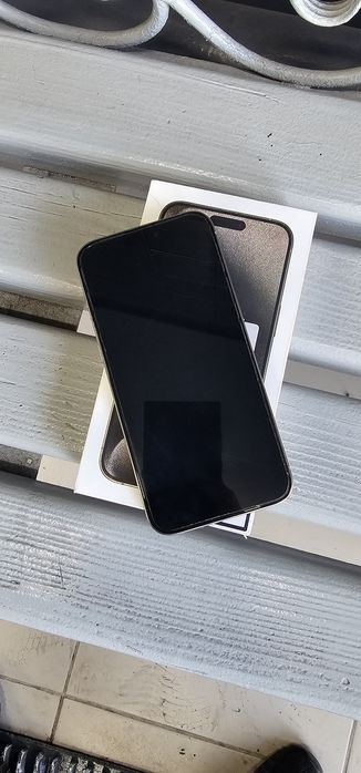 Продам IPhone 15 Pro Max 256 Gb