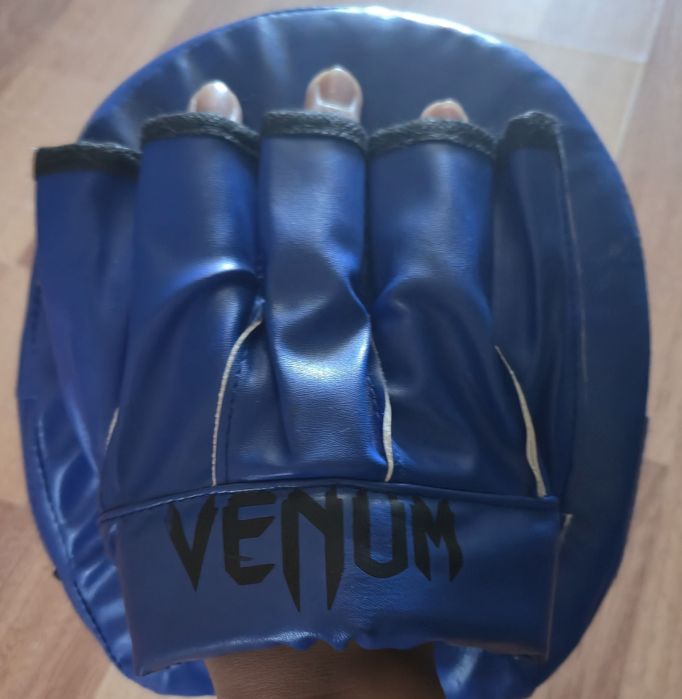 Набор для каратэ или борьбы