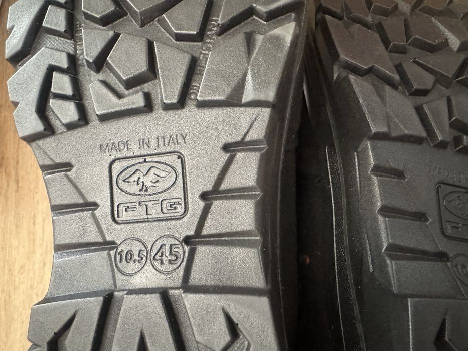 ЧИСТО НОВИ много здрави сейфти обувки за работа, преходи,с подсилено бомбе на пръстите и петата