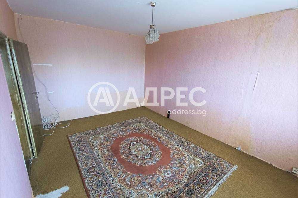 Продава се Двустаен апартамент в Разград, Орел - 66 кв.м за 889 €/кв.м - Снимка #3