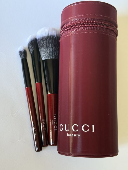 Четки за грим Gucci