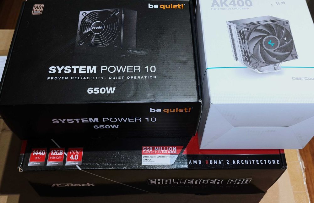 Геймърски компютър - Ryzen 5 5600x, 6700 XT, 16GB RAM, 1TB+256GB