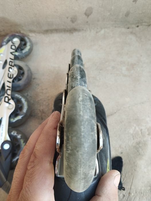 Роликовые коньки кроссовые ,