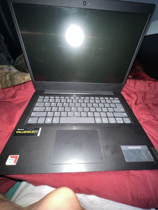 Vand laptop Lenovo