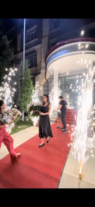 Холодные фонтаны, Фейерверки  (дополнение к празднику)