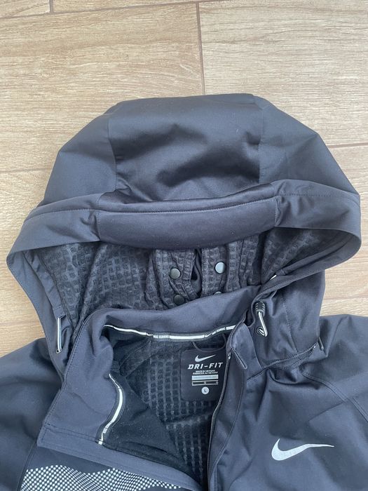 Mъжко спортно яке Nike