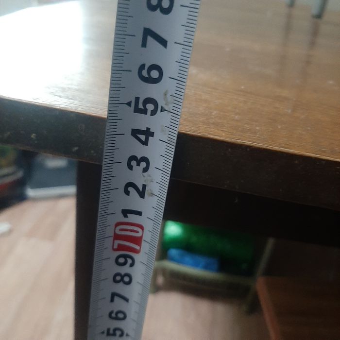 Стол раскладной три табуретки